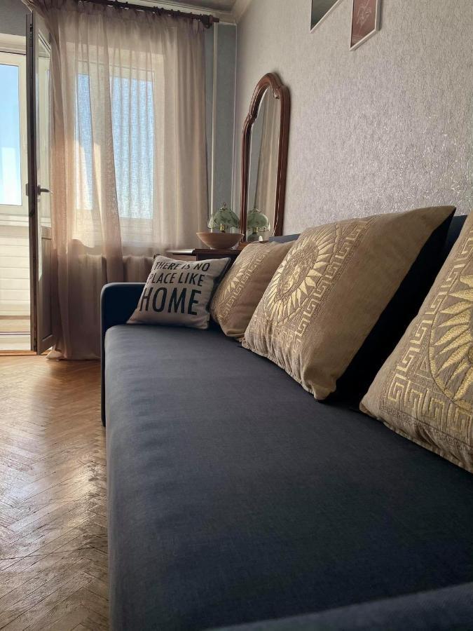 Comfortable One Beds With Nice View For Independent Sqr Киев Екстериор снимка
