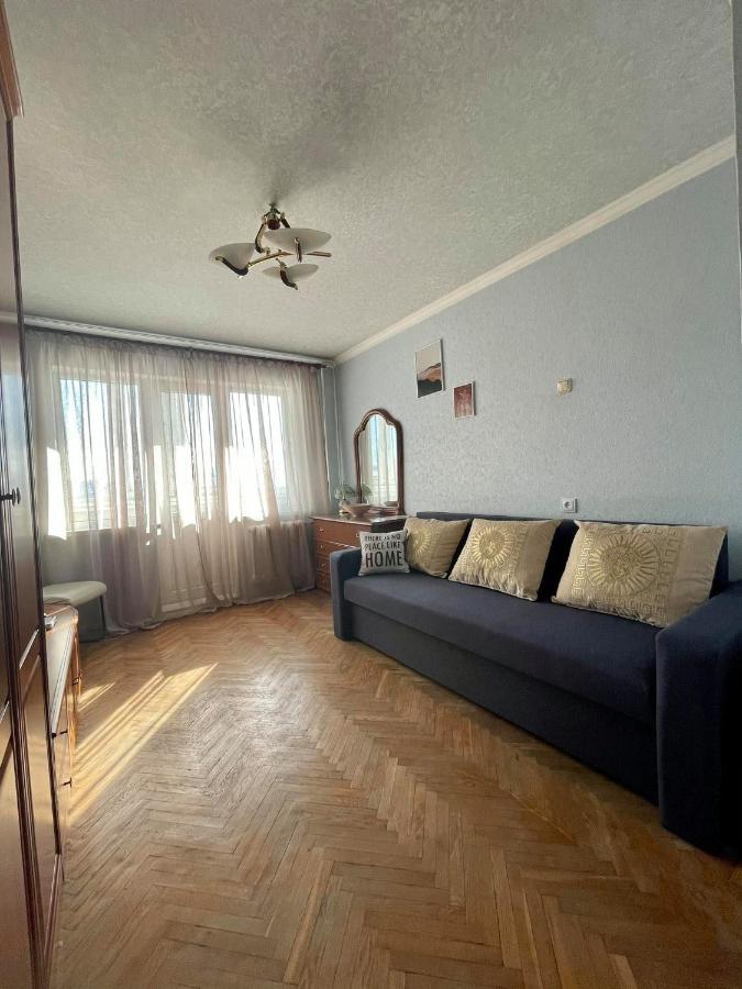 Comfortable One Beds With Nice View For Independent Sqr Киев Екстериор снимка
