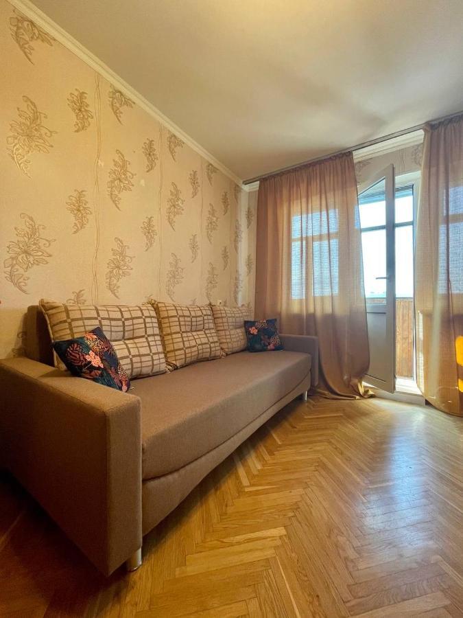 Comfortable One Beds With Nice View For Independent Sqr Киев Екстериор снимка