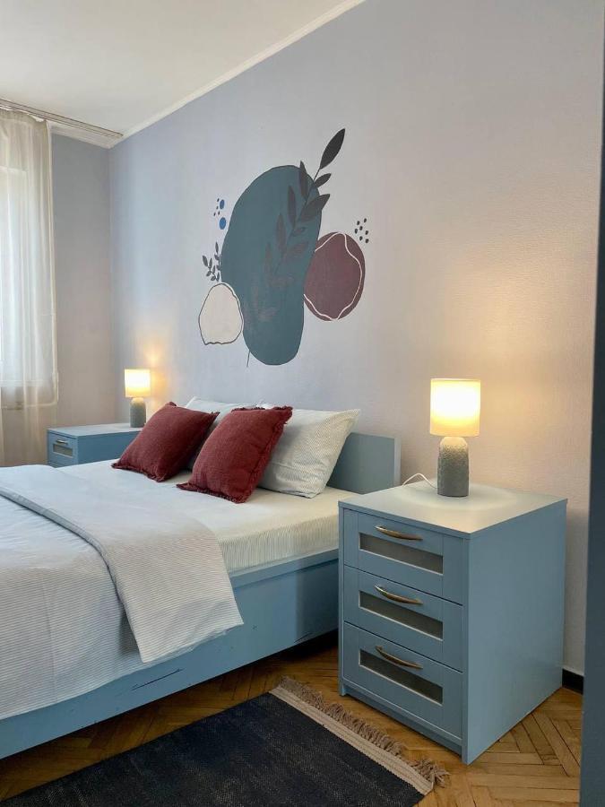 Comfortable One Beds With Nice View For Independent Sqr Киев Екстериор снимка