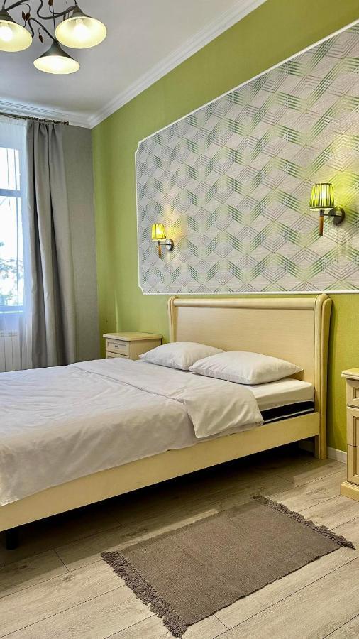 Comfortable One Beds With Nice View For Independent Sqr Киев Екстериор снимка