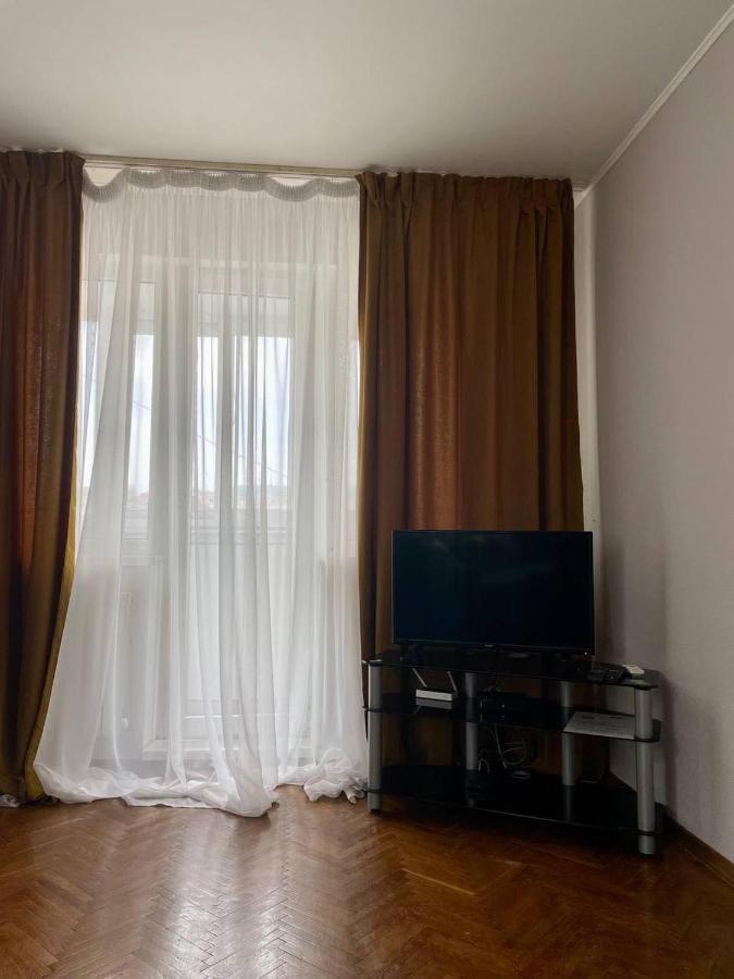 Comfortable One Beds With Nice View For Independent Sqr Киев Екстериор снимка